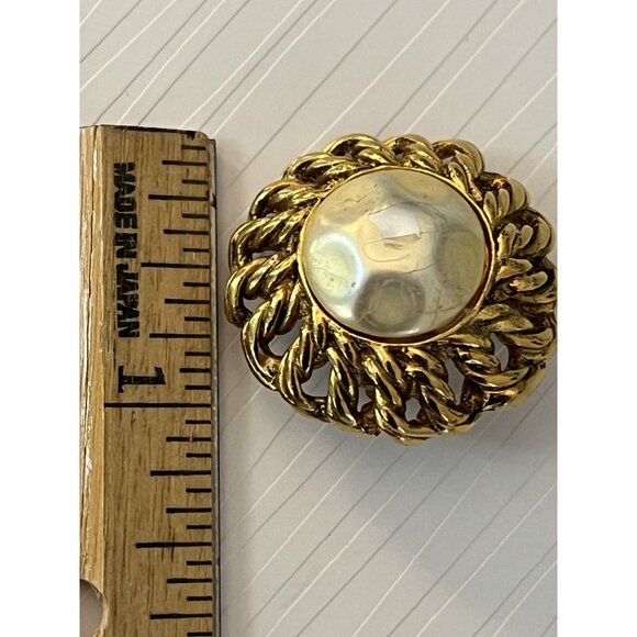 Vintage Chanel Earrings Gold Tone Round Faux Pearl Clip On 90s Authentic READ - Picture 16 of 16